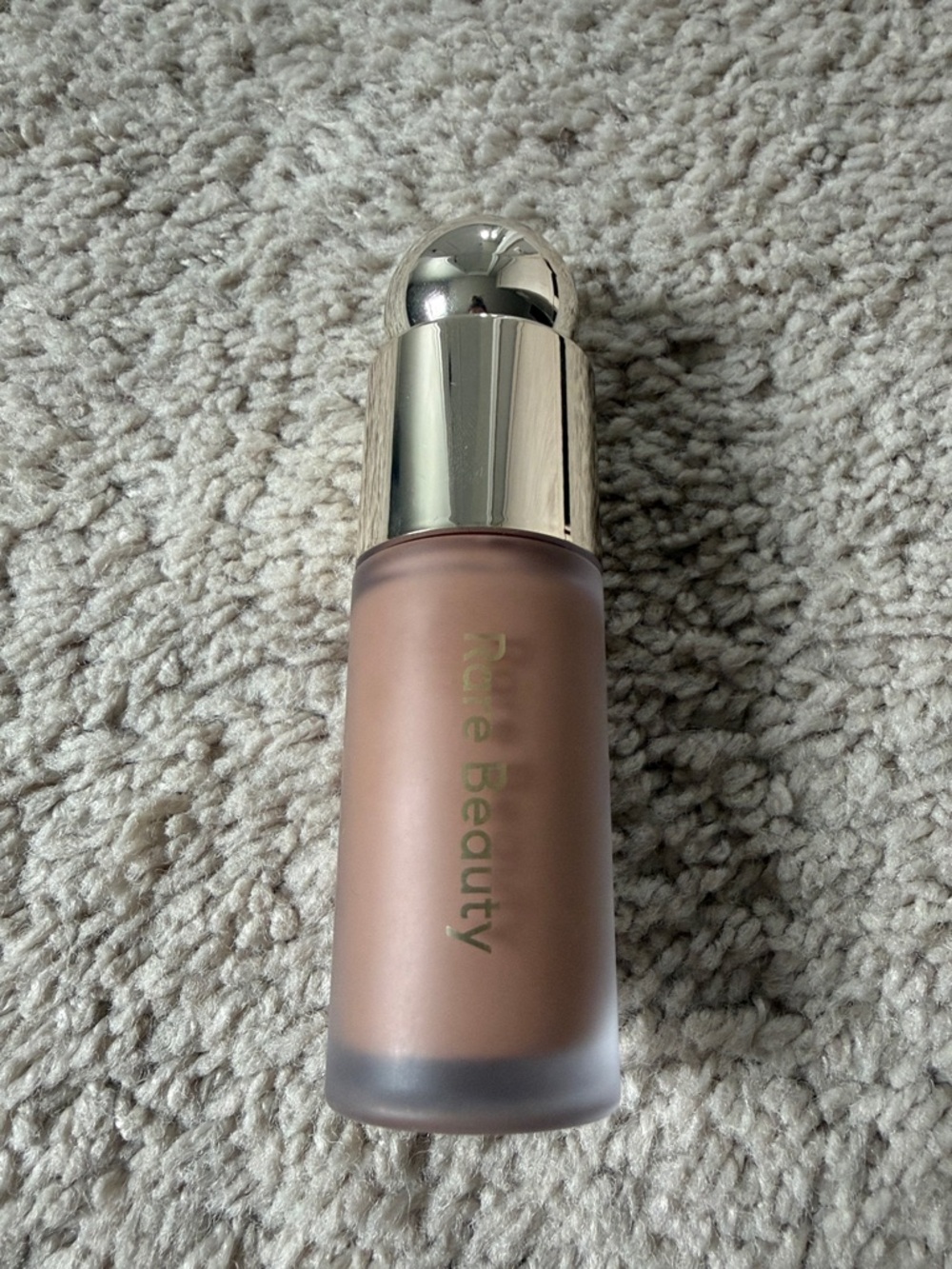 Rare Beauty liquid contour in Mellow